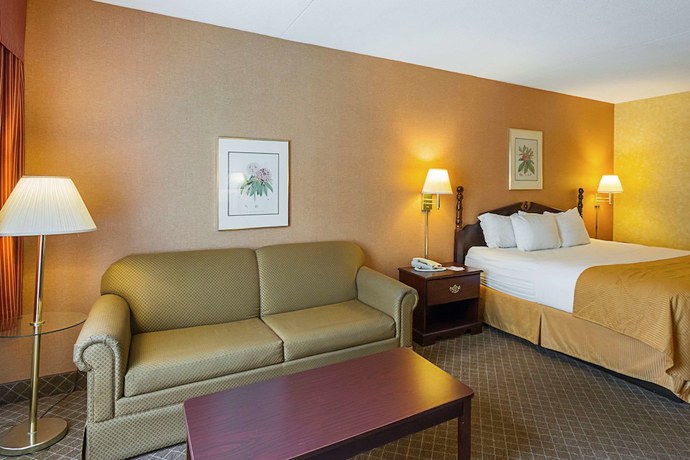 Imagen de la habitación del Hotel Clarion Inn, Fairmont. Foto 12