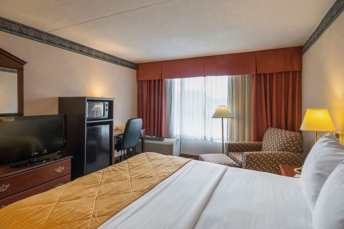 Imagen de la habitación del Hotel Clarion Inn, Fairmont. Foto 15