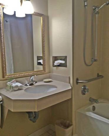 Imagen de la habitación del Hotel Clarion Inn Frederick Event Center. Foto 7