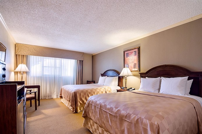 Imagen de la habitación del Hotel Clarion Inn, Garden City. Foto 6
