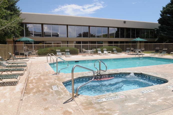 Imagen de los exteriores del Hotel Clarion Inn Grand Junction. Foto 9
