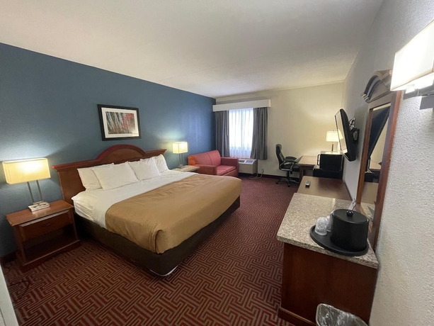 Imagen de la habitación del Hotel Clarion Inn I-94 Near Expo Center. Foto 8