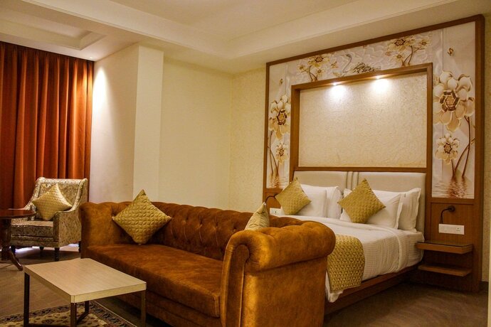 Imagen de la habitación del Hotel Clarion Inn Indore. Foto 21