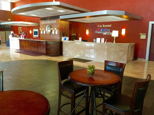 Imagen de los interiores del Hotel Clarion Inn International Drive, Orlando. Foto 11