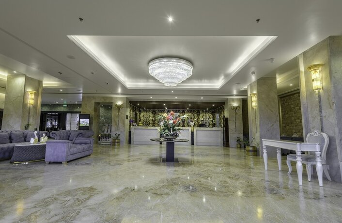Imagen de los interiores del Hotel Clarion Inn Jaipur. Foto 19