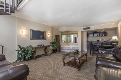 Imagen de la habitación del Hotel Clarion Inn Morgan City. Foto 3