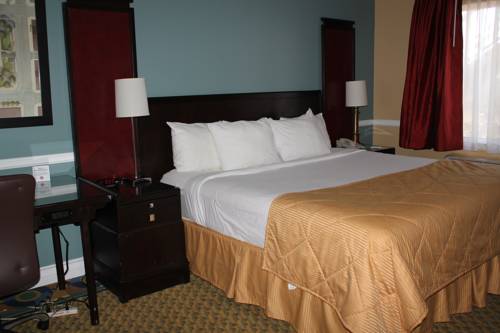 Imagen de la habitación del Hotel Clarion Inn Near China Lake Naval Station. Foto 4