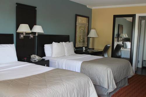 Imagen de la habitación del Hotel Clarion Inn Near China Lake Naval Station. Foto 5