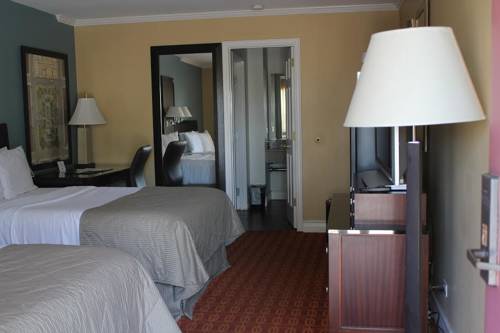 Imagen de la habitación del Hotel Clarion Inn Near China Lake Naval Station. Foto 6