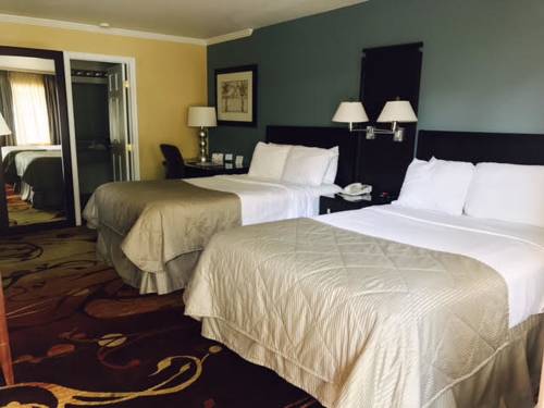 Imagen de la habitación del Hotel Clarion Inn Near China Lake Naval Station. Foto 8