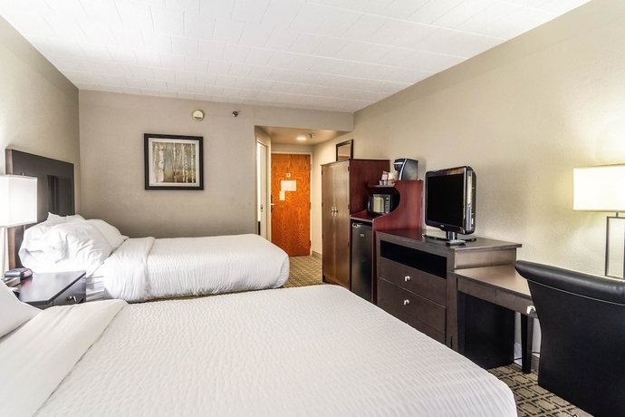 Imagen de la habitación del Hotel Clarion Inn Pittsburgh Cranberry. Foto 7