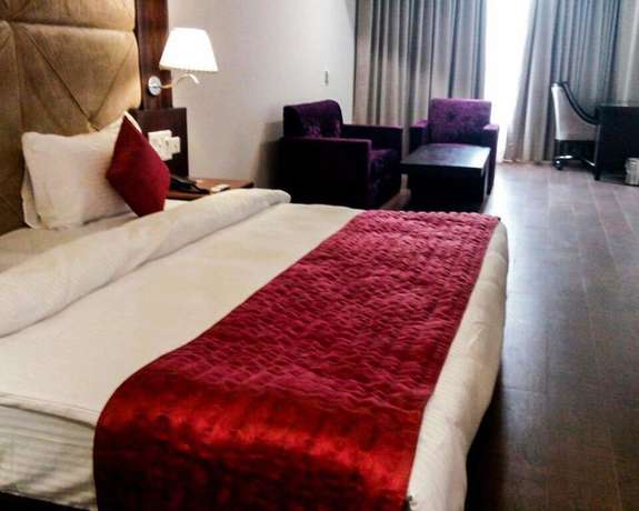 Imagen de la habitación del Hotel Clarion Inn Sevilla. Foto 5