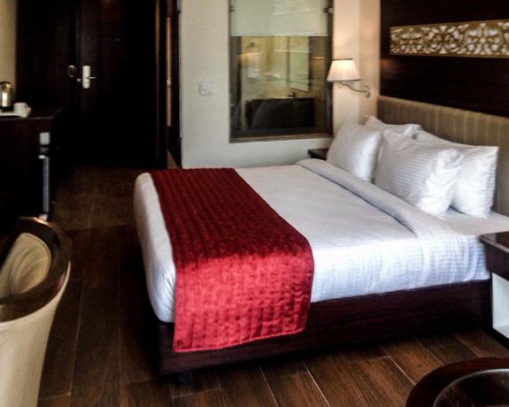 Imagen de la habitación del Hotel Clarion Inn Sevilla. Foto 8