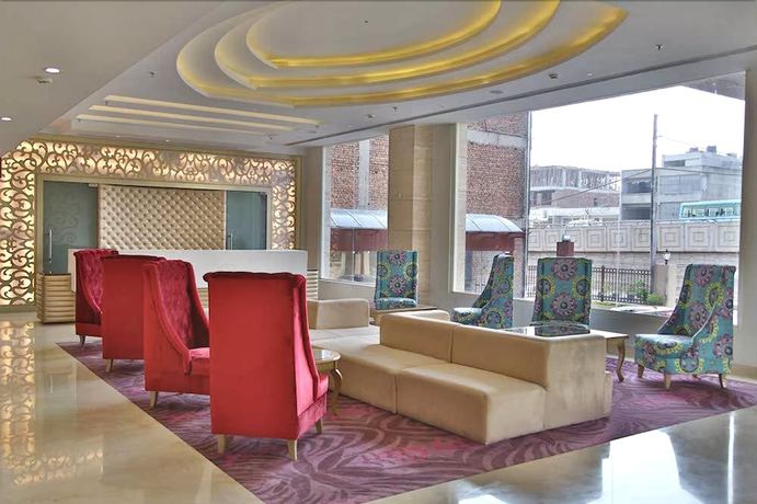 Imagen de los interiores del Hotel Clarion Inn Sevilla. Foto 17