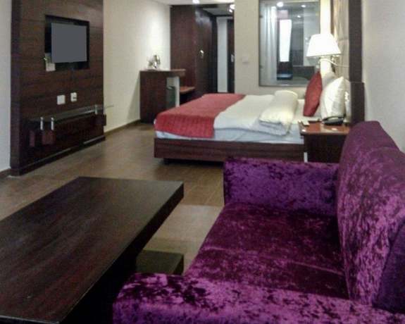 Imagen de la habitación del Hotel Clarion Inn Sevilla. Foto 10
