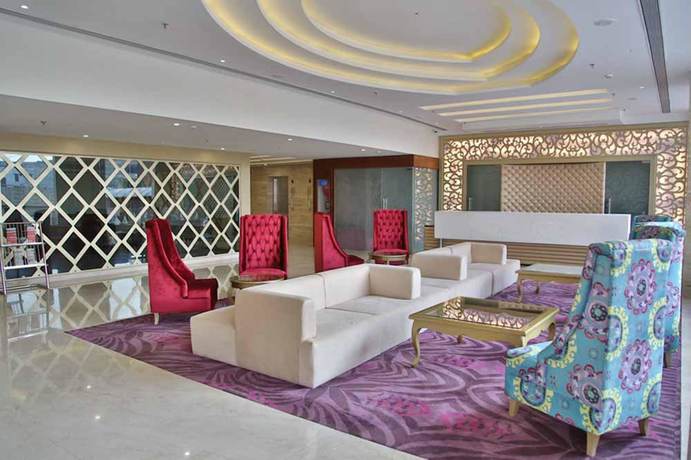 Imagen de los interiores del Hotel Clarion Inn Sevilla. Foto 18