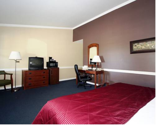 Imagen de la habitación del Hotel Clarion Inn Strasburg - Lancaster. Foto 9