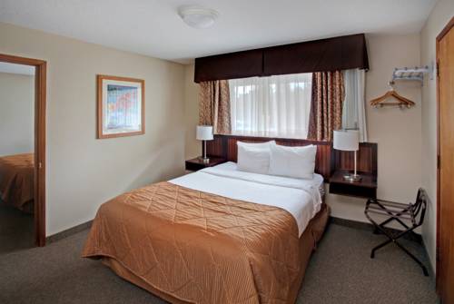 Imagen de la habitación del Hotel Clarion Inn Surfrider Resort. Foto 6