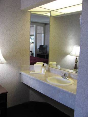 Imagen de la habitación del Hotel Clarion Inn Willow River. Foto 2