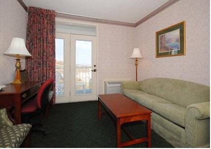 Imagen de la habitación del Hotel Clarion Inn Willow River. Foto 16