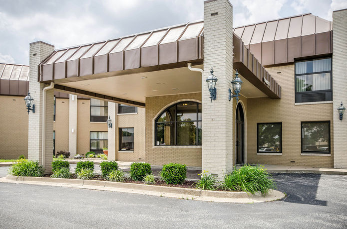 Imagen general del Hotel Clarion Inn and Suites, Evansville. Foto 1