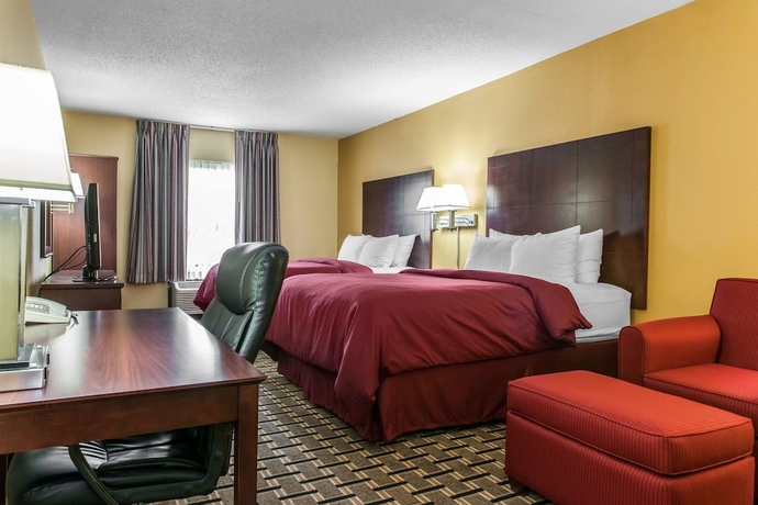 Imagen de la habitación del Hotel Clarion Inn and Suites Northwest. Foto 7