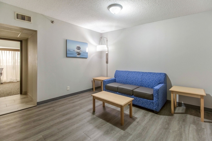 Imagen de la habitación del Hotel Clarion Jackson Northwest. Foto 2