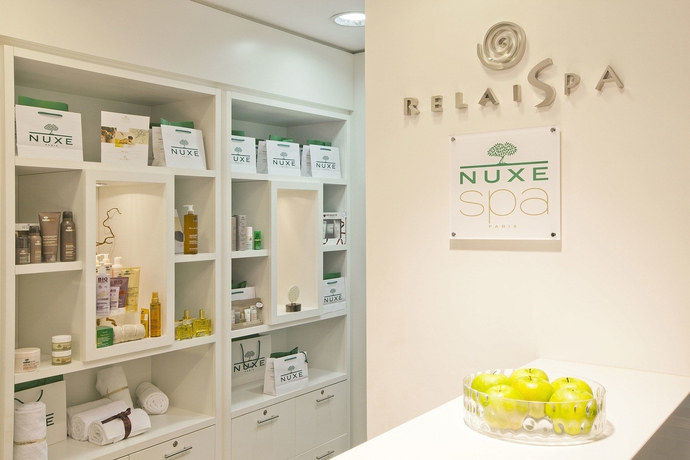 Imagen de los interiores del Hotel Clarion Paris CDG Airport. Foto 14