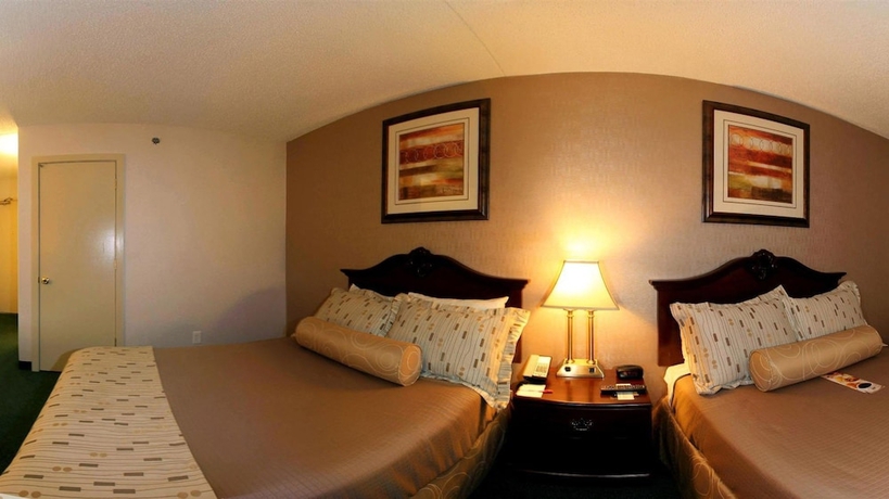 Imagen de la habitación del Hotel Clarion Philadelphia International Airport. Foto 7