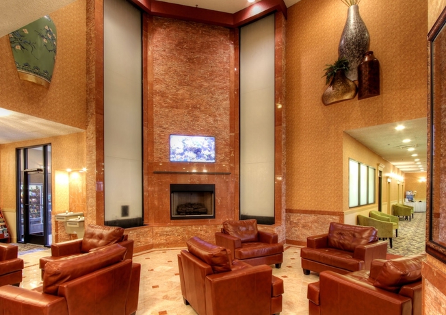 Imagen de los interiores del Hotel Clarion Philadelphia International Airport. Foto 19