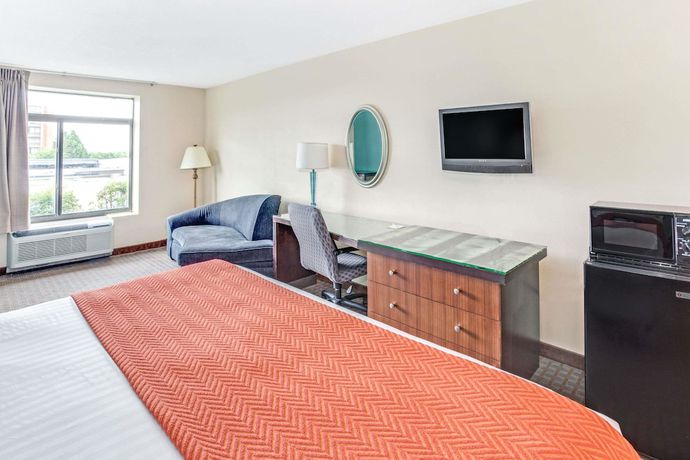 Imagen de la habitación del Hotel Clarion Pointe Atlanta Airport College Park. Foto 15