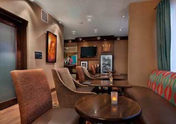 Imagen general del Hotel Clarion Pointe Cherokee. Foto 10