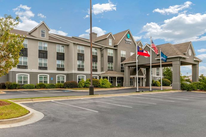 Imagen general del Hotel Clarion Pointe Columbus-Bradley Park. Foto 1