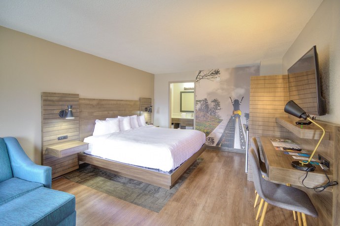 Imagen de la habitación del Hotel Clarion Pointe Downtown Gatlinburg. Foto 3