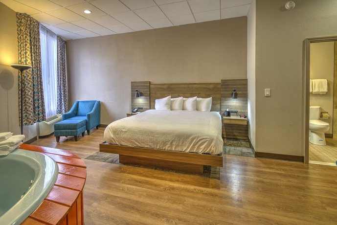 Imagen de la habitación del Hotel Clarion Pointe Downtown Gatlinburg. Foto 8