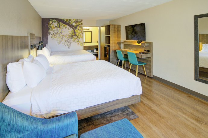 Imagen de la habitación del Hotel Clarion Pointe Downtown Gatlinburg. Foto 10