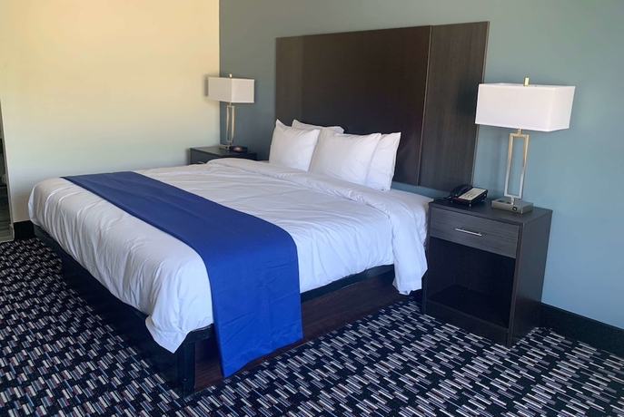 Imagen de la habitación del Hotel Clarion Pointe. Foto 5