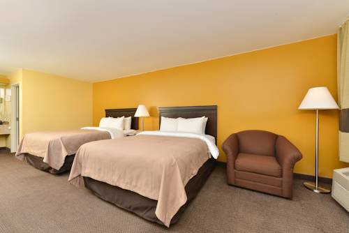 Imagen de la habitación del Hotel Clarion Pointe Forsyth I-75. Foto 8