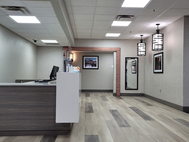 Imagen de los interiores del Hotel Clarion Pointe Franklin - Nashville Area. Foto 14