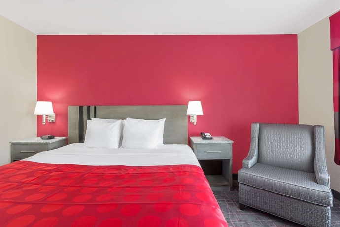 Imagen de la habitación del Hotel Clarion Pointe - Greensboro Coliseum Area. Foto 13