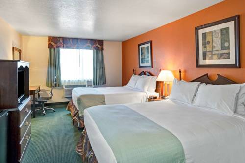 Imagen de la habitación del Hotel Clarion Pointe Harrodsburg-danville. Foto 9