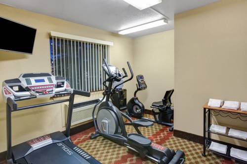Imagen de la habitación del Hotel Clarion Pointe Harrodsburg-danville. Foto 10