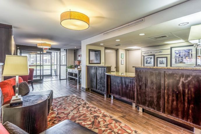 Imagen de los interiores del Hotel Clarion Pointe Huntsville Research Park. Foto 19