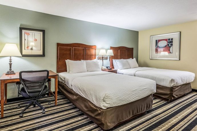 Imagen de la habitación del Hotel Clarion Pointe Huntsville Research Park. Foto 17