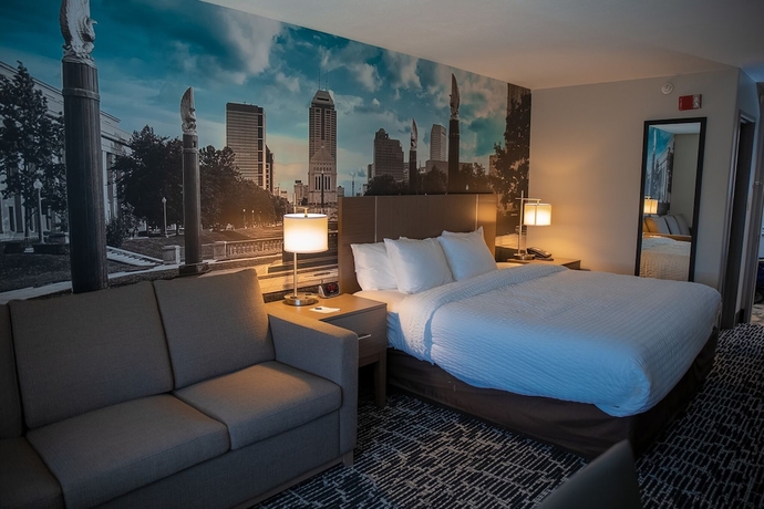 Imagen de la habitación del Hotel Clarion Pointe Indianapolis Airport. Foto 6
