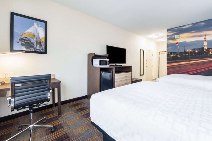 Imagen de la habitación del Hotel Clarion Pointe Madison Huntsville. Foto 4