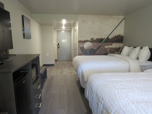 Imagen de la habitación del Hotel Clarion Pointe Mcdonough. Foto 2