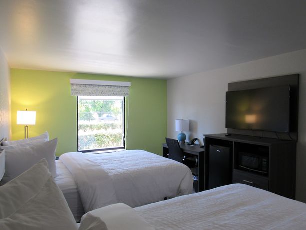 Imagen de la habitación del Hotel Clarion Pointe Mcdonough. Foto 11