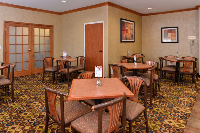 Imagen general del Hotel Clarion Pointe Medford. Foto 2