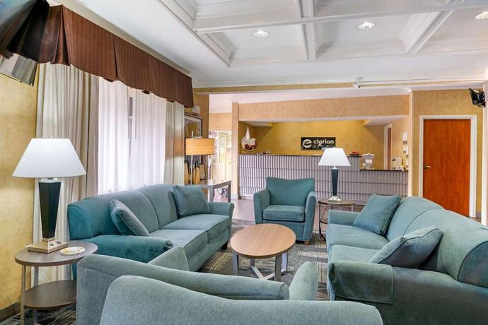 Imagen general del Hotel Clarion Pointe Medford. Foto 6